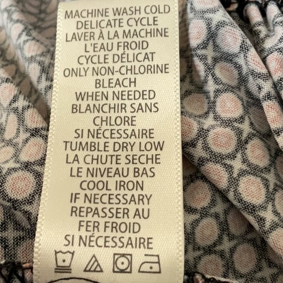 Max Studio Tie Neck Sleeveless Blouse - Picture 11 of 11